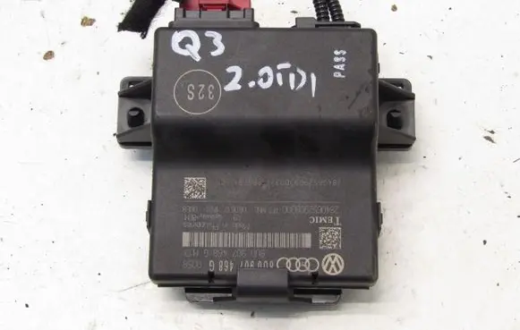 Audi Q3 8U Gateway control module 8U0907468