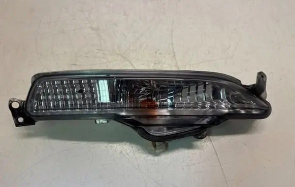 Iveco Daily 6th gen Front bumper turn signal 5802312349 465809999