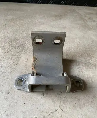 Jeep Cherokee III KJ Tailgate/trunk/boot hinge 85574F