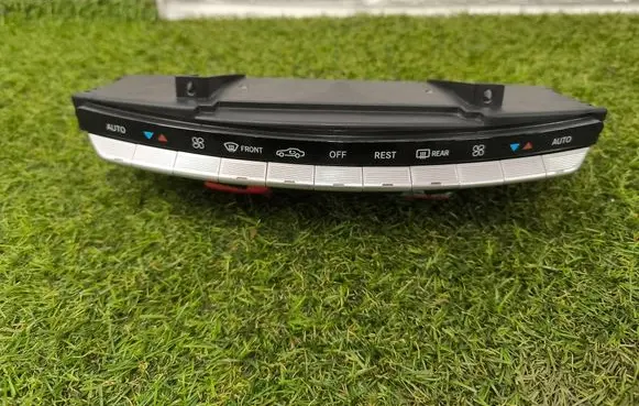 Mercedes-Benz S W221 Climate control unit A2218702658 3355010200 A2218702958