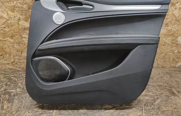 Alfa Romeo Stelvio Front door card panel trim 01561345460 530102561