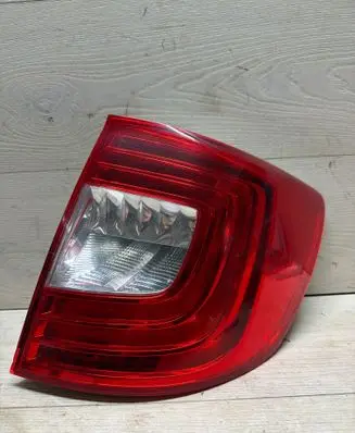 Skoda Superb B6 (3T) Rear/tail lights 3T9945096 F0348400000