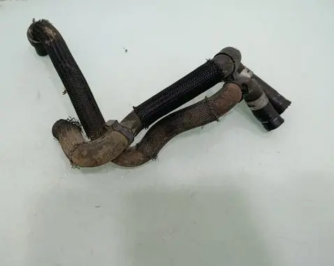 Toyota RAV 4 (XA30) Engine coolant pipe/hose