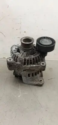 BMW X3 E83 Generator/alternator 0124525026 7519721