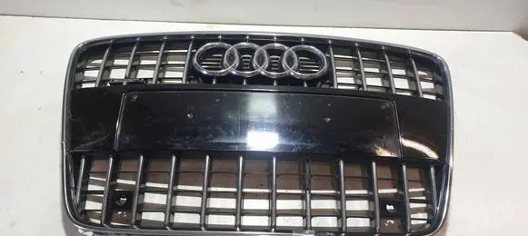 Audi Q7 4L Front bumper upper radiator grill 4L0853651G