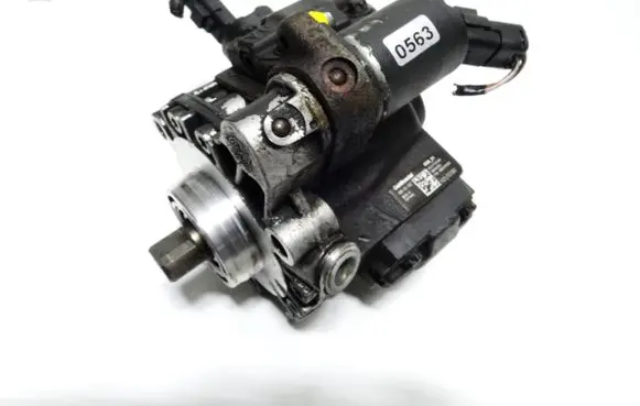 Ford Mondeo MK IV Fuel injection high pressure pump 9685705080 A2C27100268