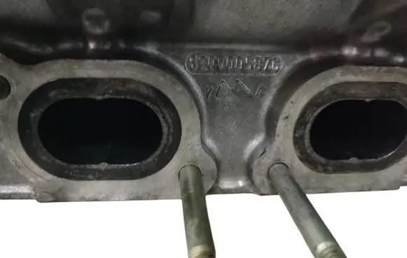 Renault Megane I Engine head 8200005876