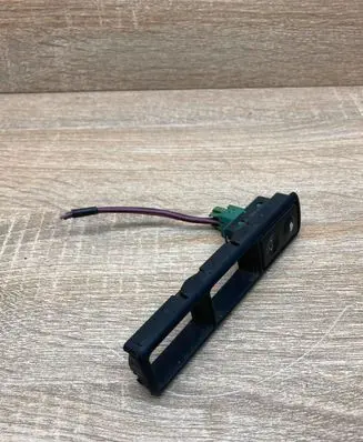 BMW 3 E30 Electric window control switch 8365300 1387999 WithPlug