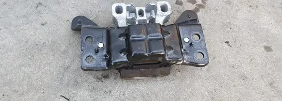 Skoda Octavia Mk3 (5E) Engine mount bracket 5QO199555R