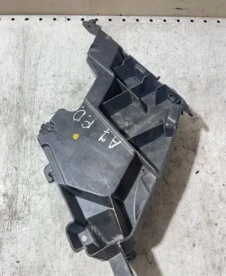 Audi A7 S7 4G Headlight/headlamp mounting bracket 4G8807284A