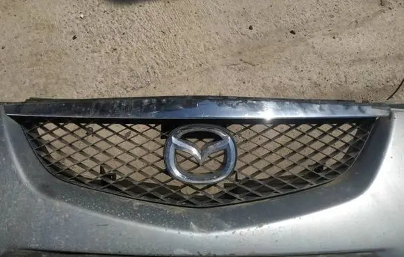 Mazda Premacy Front grill