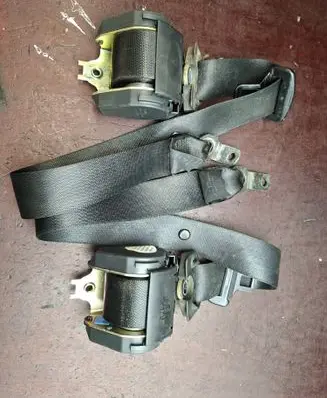 BMW 3 E46 Front seatbelt 8207956 566243400 040183
