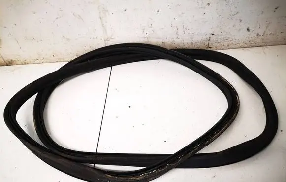 Mercedes-Benz A W176 Trunk rubber seal (body) 