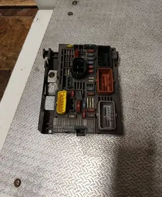 Citroen C4 Grand Picasso BSM Control unit 9664705880