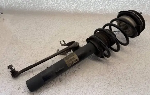 BMW 3 E92 E93 Front shock absorber with coil spring 6780079 31316780079 E92V002S