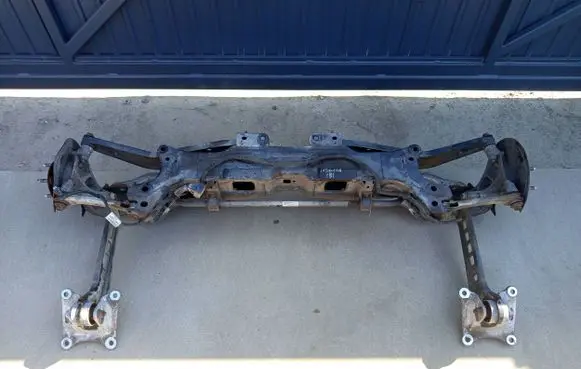 Opel Insignia B Engine mount bracket WOZEKTYL