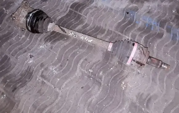 Suzuki Grand Vitara II Rear driveshaft NOCODE