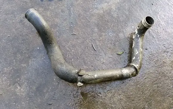 Volvo V70 Intercooler hose/pipe