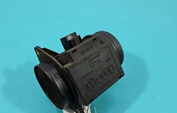 Audi A4 S4 B5 8D Mass air flow meter 074906461 IMPRK1601935