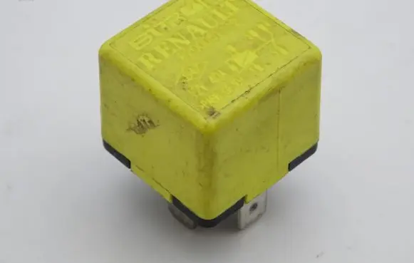 Renault Megane I Other relay 8200051112