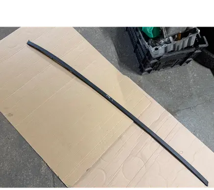 Roof trim bar molding cover