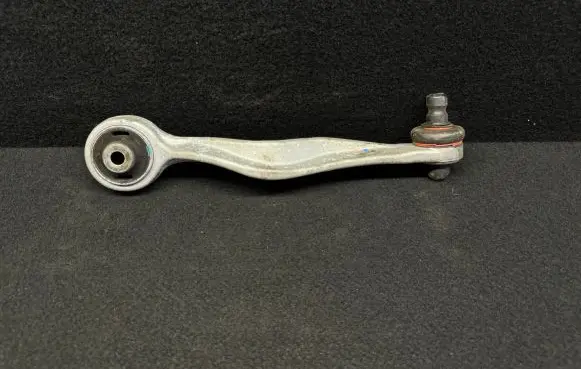 Volkswagen PASSAT B5.5 Front control arm