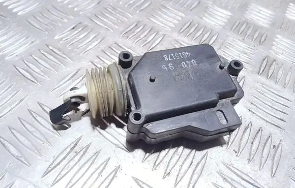 Chrysler Grand Voyager II Central locking motor 4615178