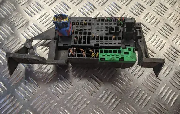 Peugeot 407 Fuse box set 9627791880