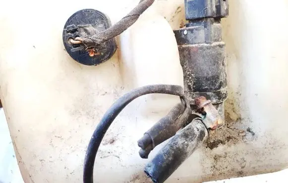 Mercedes-Benz CL C215 Windscreen/windshield washer pump