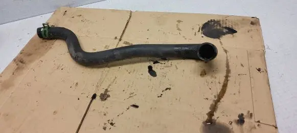 Volkswagen Golf III Engine coolant pipe/hose