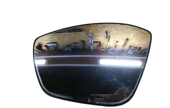 Peugeot 308 Wing mirror glass 