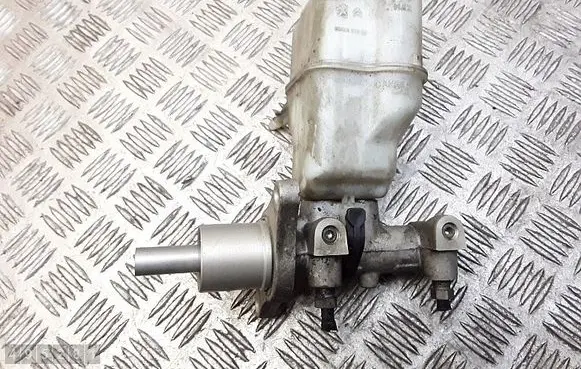 Citroen C5 Master brake cylinder 9646980980