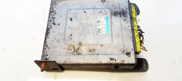 Mazda 323 Engine control unit/module z50918881b e2t81671m1