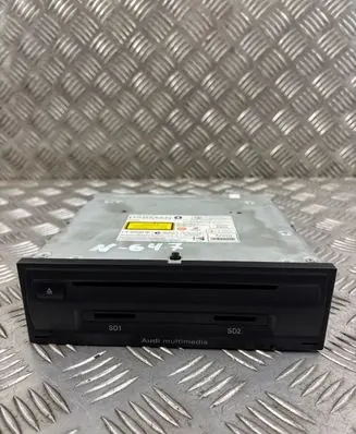 Audi A8 S8 D4 4H Radio/CD/DVD/GPS head unit 4H0035776G 4H0035776J