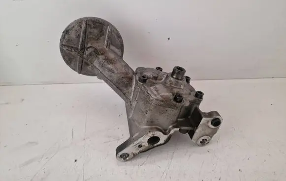 Audi A6 S6 C6 4F Oil pump 059115105