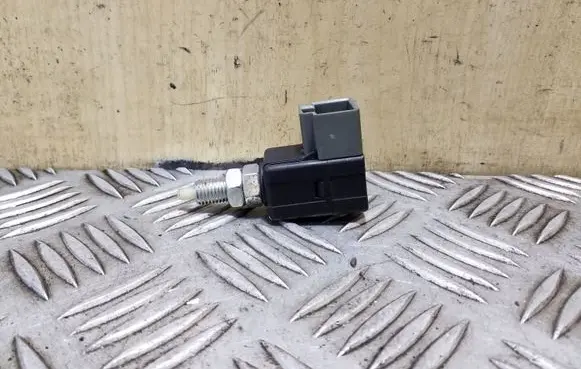 Clutch pedal sensor