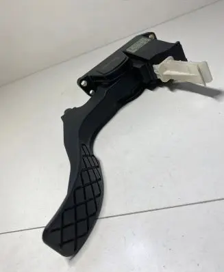 Volkswagen Golf IV Accelerator throttle pedal 1J1721503K 0281002342 082212938YB