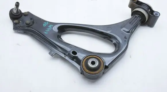 Mercedes-Benz Vito Viano W447 Front control arm A4473303500
