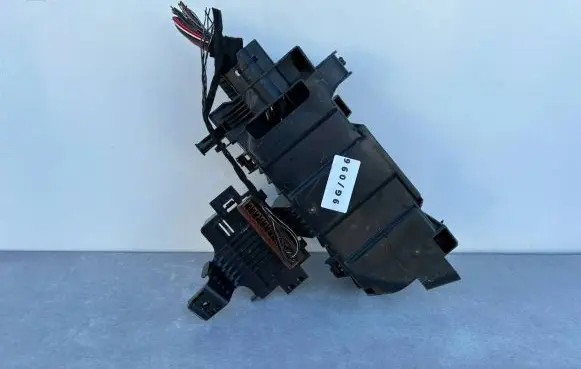 Mercedes-Benz ML W166 Fuse box set A1665460143