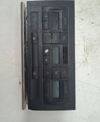 Audi A4 S4 B6 8E 8H Climate control unit 8E0820043