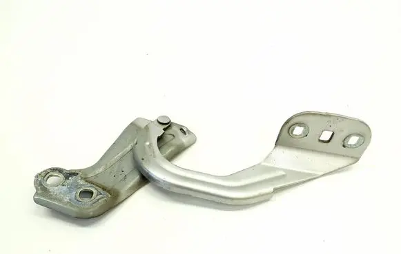 Engine bonnet/hood hinges