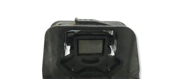 Renault Master III Engine mount bracket 112108180R