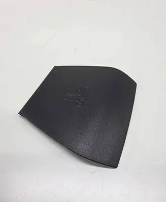 BMW M3 F80 ISOFIX cover 7256110
