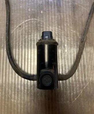 Windscreen/windshield washer pump