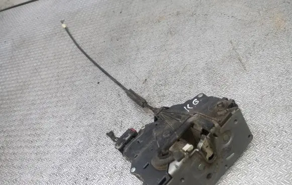 Fiat Punto Evo Rear door lock 51903245