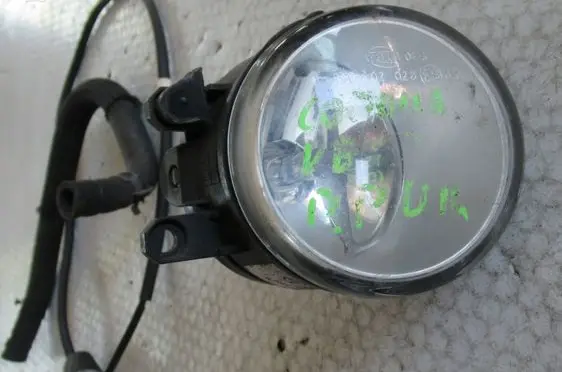 Toyota Corolla Verso E121 Front fog light