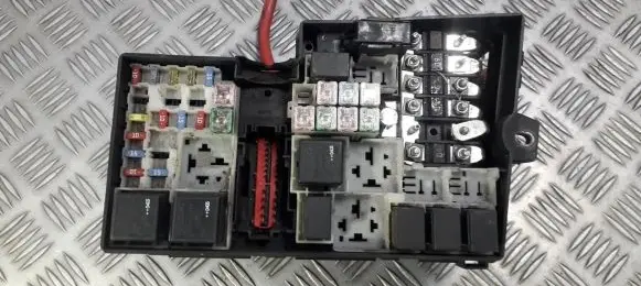 Ford Focus Fuse box set 3M5T14A142AB 3M5T-14A142-AB