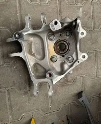 Mercedes-Benz AMG GT R190 C190 Rear wheel hub 1902200