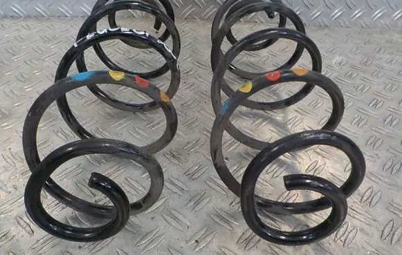 Peugeot 3008 II Rear coil spring