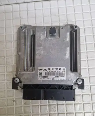 Audi Q3 8U Engine control unit/module 04L907309AB 0281031786